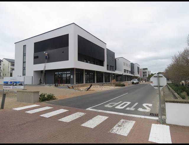 73M² MEDICAL SUITE TO LET IN PAARDEVLEI